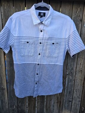 Rock Republic Gray White Striped Short Sleeve Button Down Shirt Size S